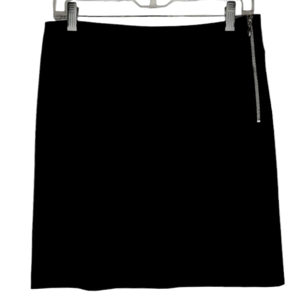 Banana Republic Black Mini Skirt with Side Zipper Size 4